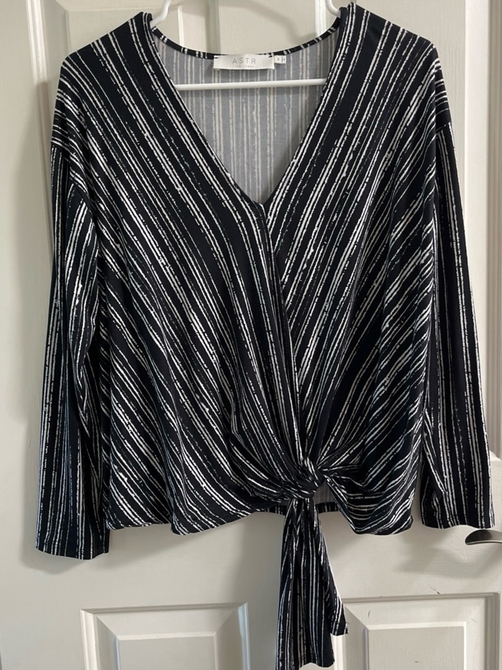 Astr Black & White Striped Tie-Front V-Neck Tunic